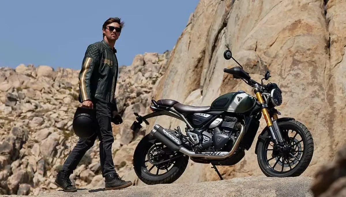 Triumph-Scrambler-400-X